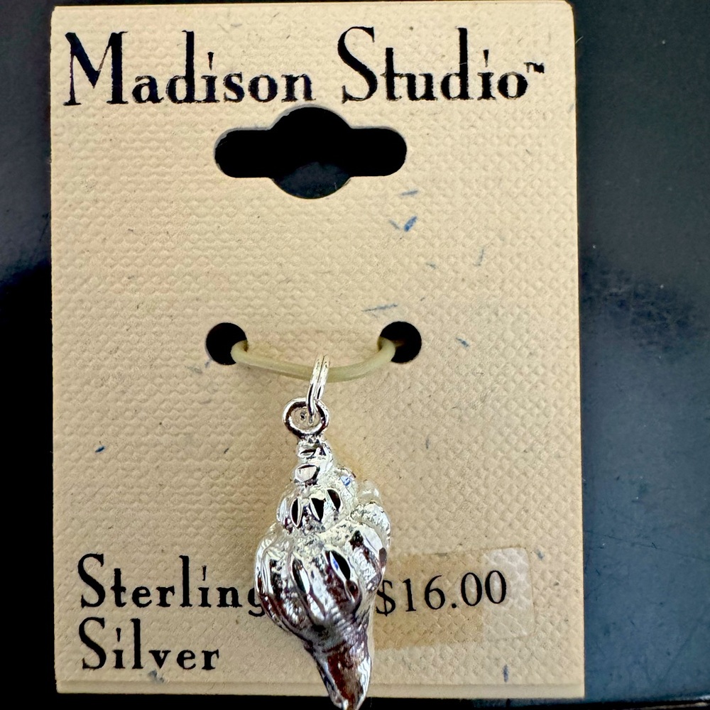 Sterling silver Madison Studio shell charm from the 1990s!